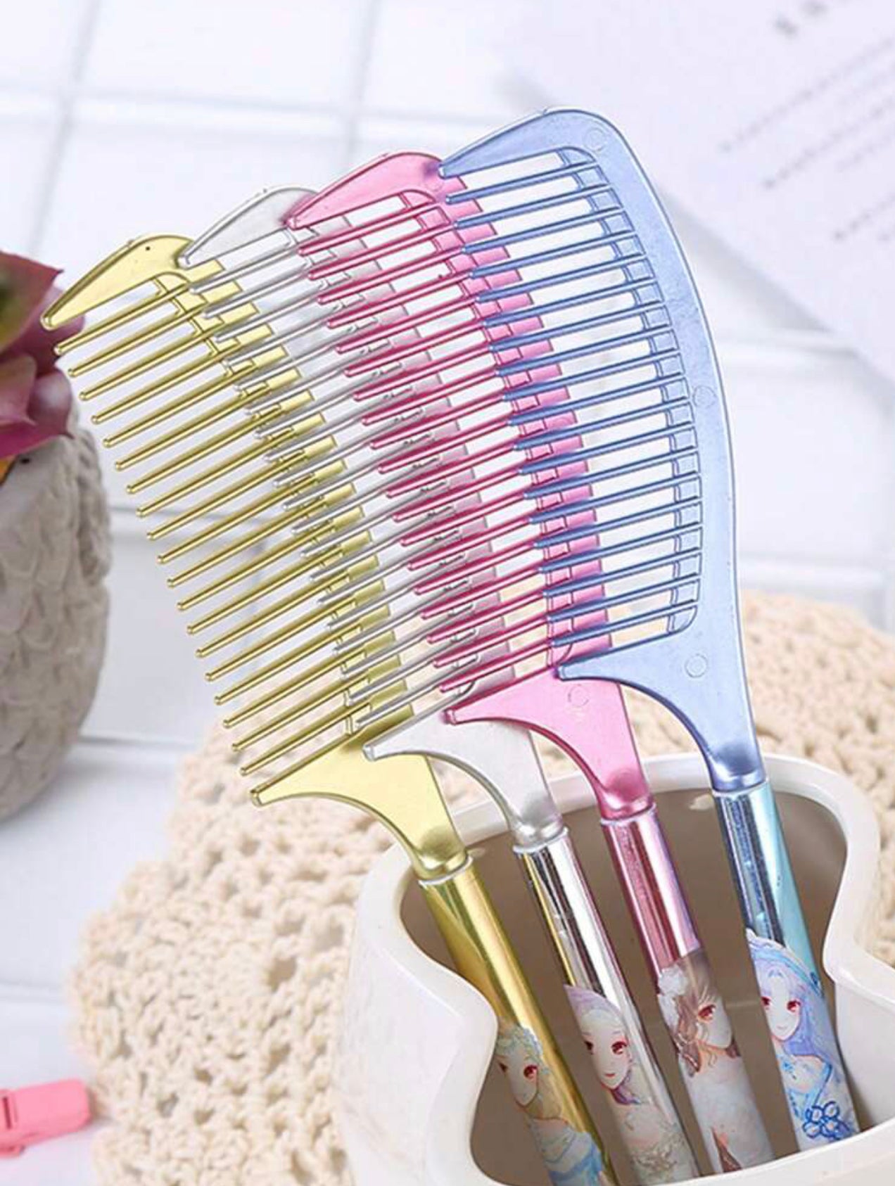 Graphic Comb Design Gel Pen